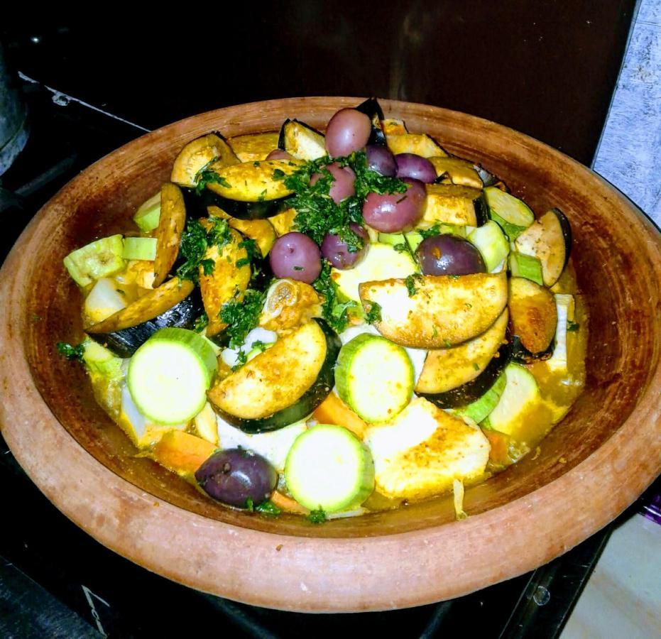 Maison D Hotes Tioute Chez Abdelmajid ภายนอก รูปภาพ